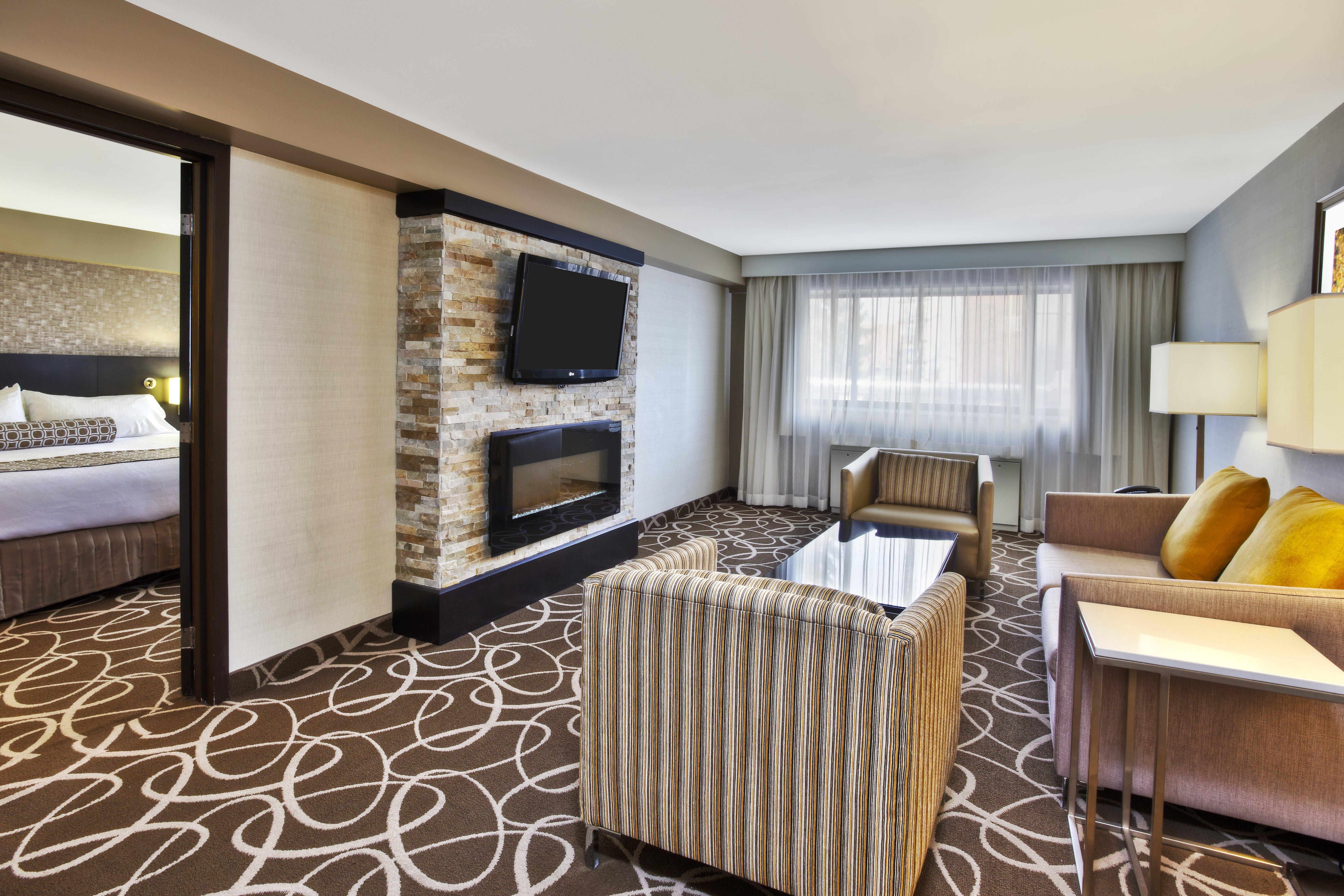 Hotel Crowne Plaza Kitchener-Waterloo By Ihg Exterior foto